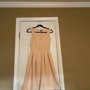 NWT ASOS DRESS SIZE 2 / XS Promo Coctail Cream
